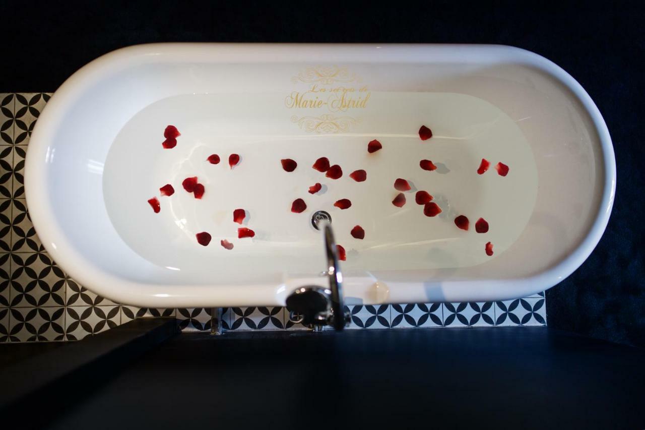 Les Secrets De Marie-Astrid, Suite Love Room Bordeaux Eksteriør billede